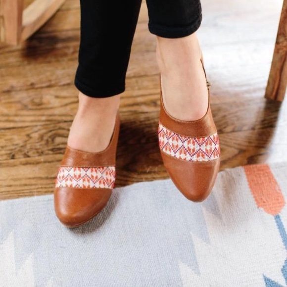 Tatreez Oxford Shoe from Darzah - Picture 9 of 9